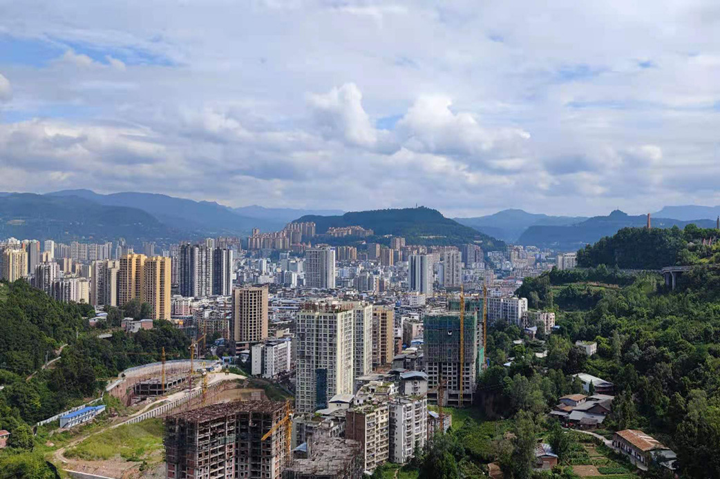 2022年中國(guó)雙碳大數(shù)據(jù)指數(shù)白皮書(shū)（摘要）